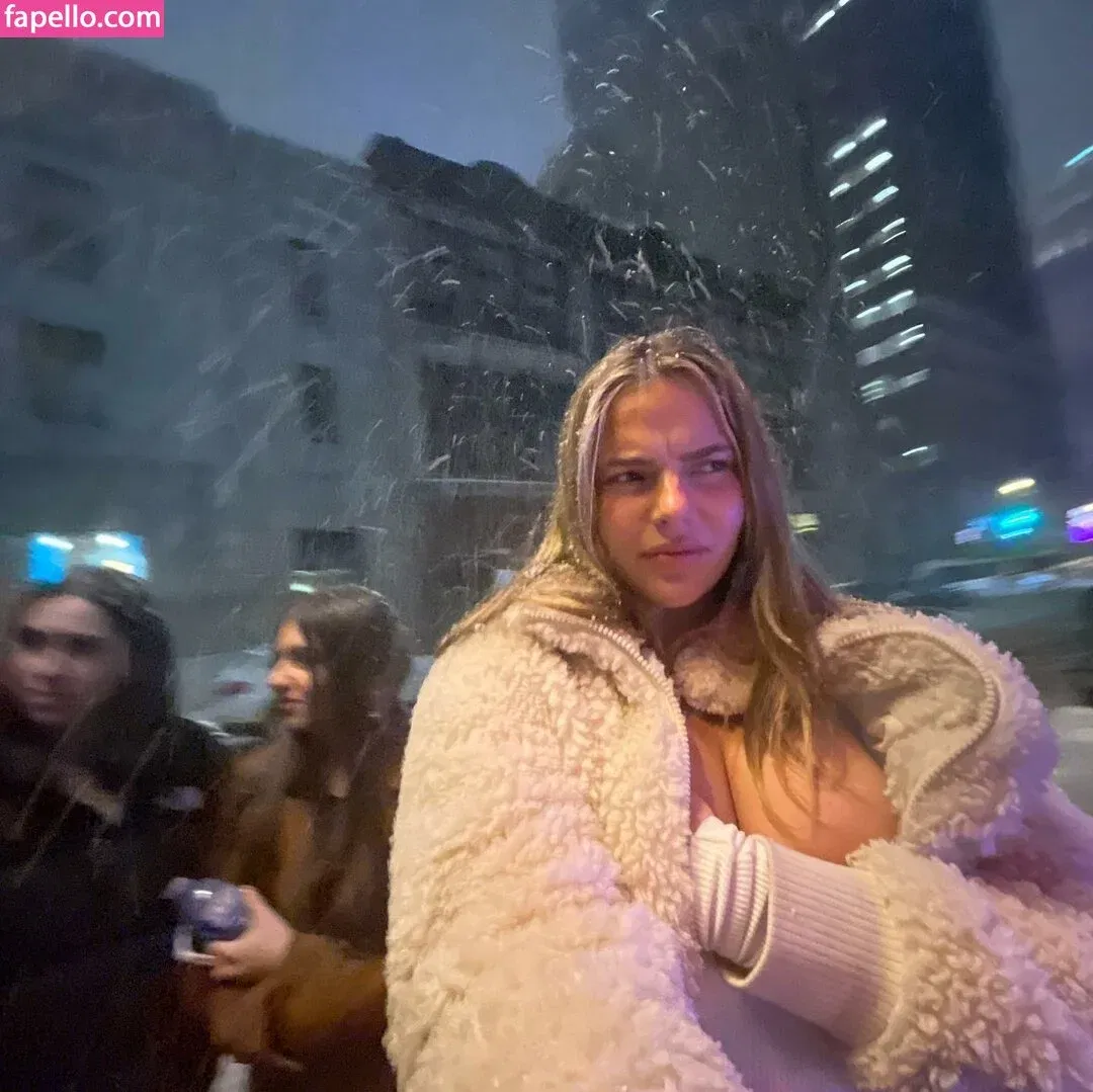 Lola Dubrul / loladubrul Onlyfans Photo Gallery 