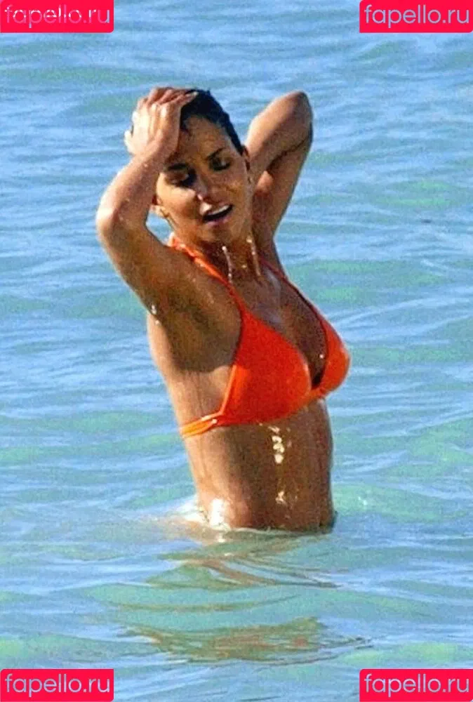Halle Berry / halleberry / hberry01 Onlyfans Photo Gallery 