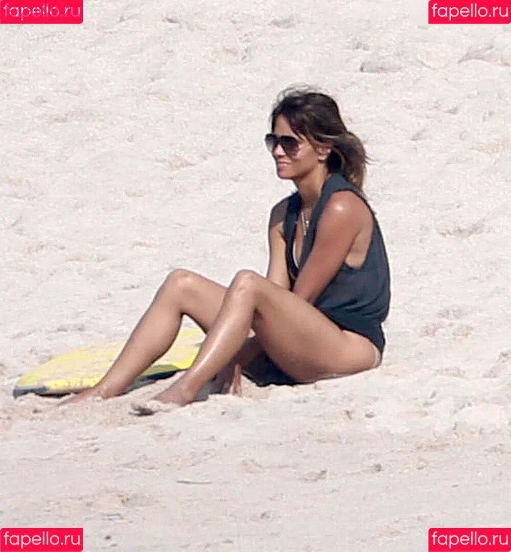 Halle Berry / halleberry / hberry01 Onlyfans Photo Gallery 