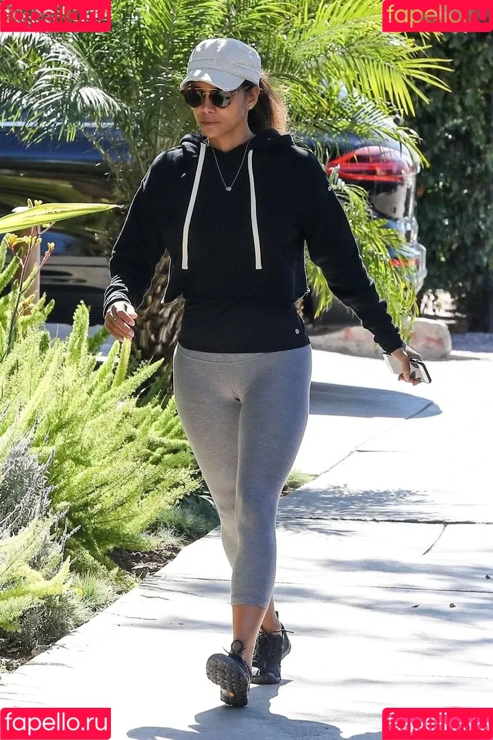 Halle Berry / halleberry / hberry01 Onlyfans Photo Gallery 