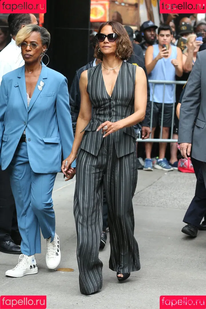 Halle Berry / halleberry / hberry01 Onlyfans Photo Gallery 