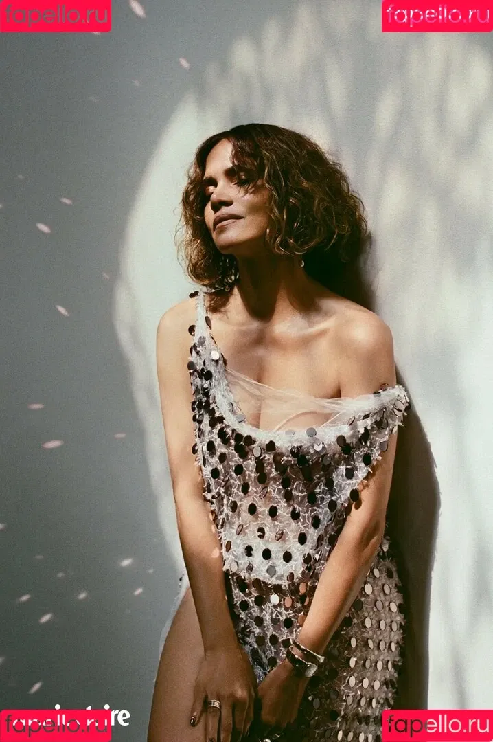 Halle Berry / halleberry / hberry01 Onlyfans Photo Gallery 