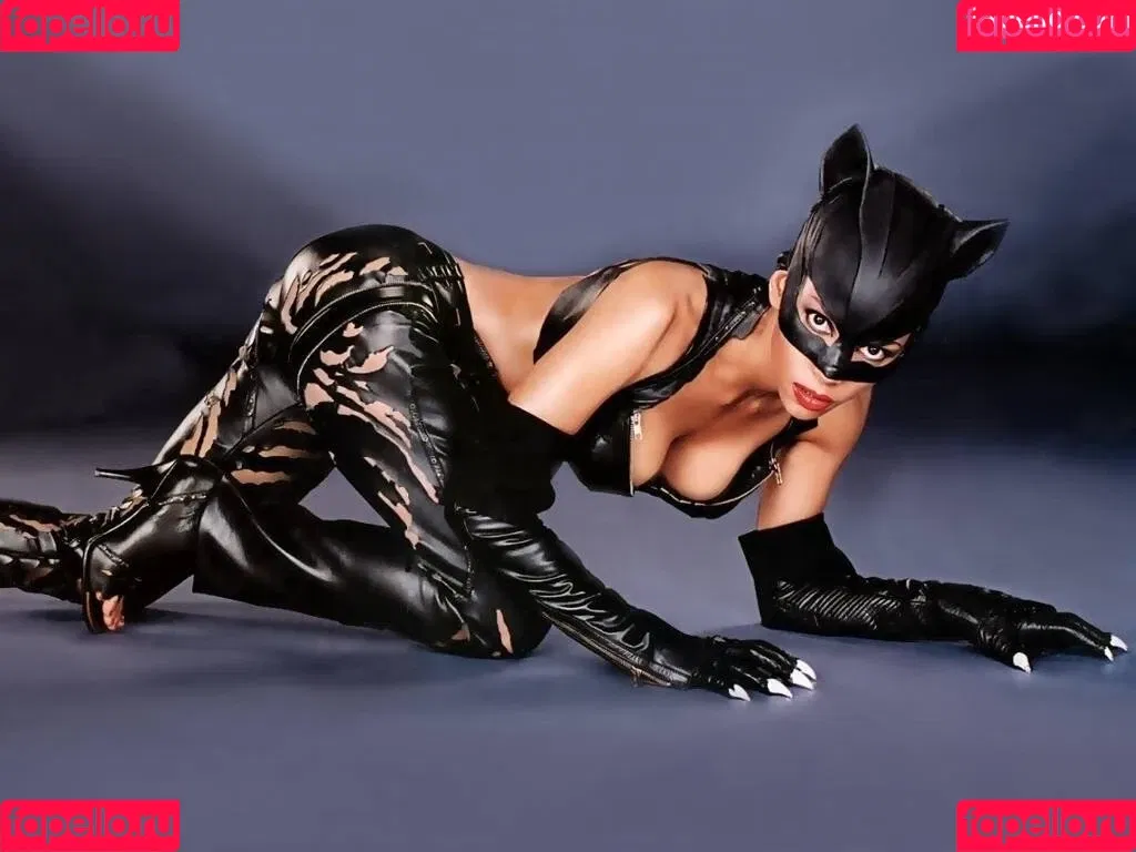 Halle Berry / halleberry / hberry01 Onlyfans Photo Gallery 