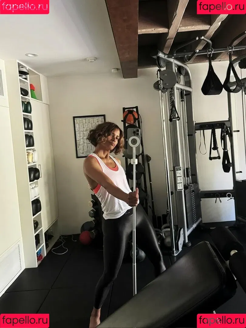 Halle Berry / halleberry / hberry01 Onlyfans Photo Gallery 