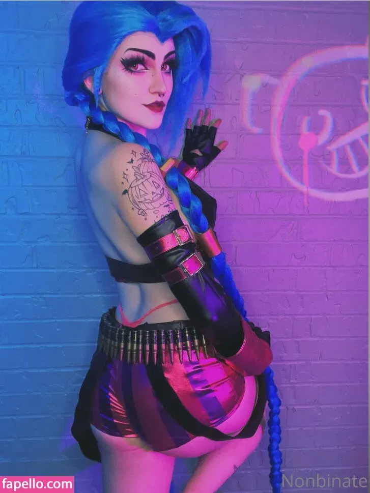 M Blackburn / Nonbinate Onlyfans Photo Gallery 