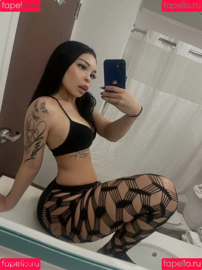 Lei / lei_id0lls / leihardy / siamesestick Onlyfans Photo Gallery 