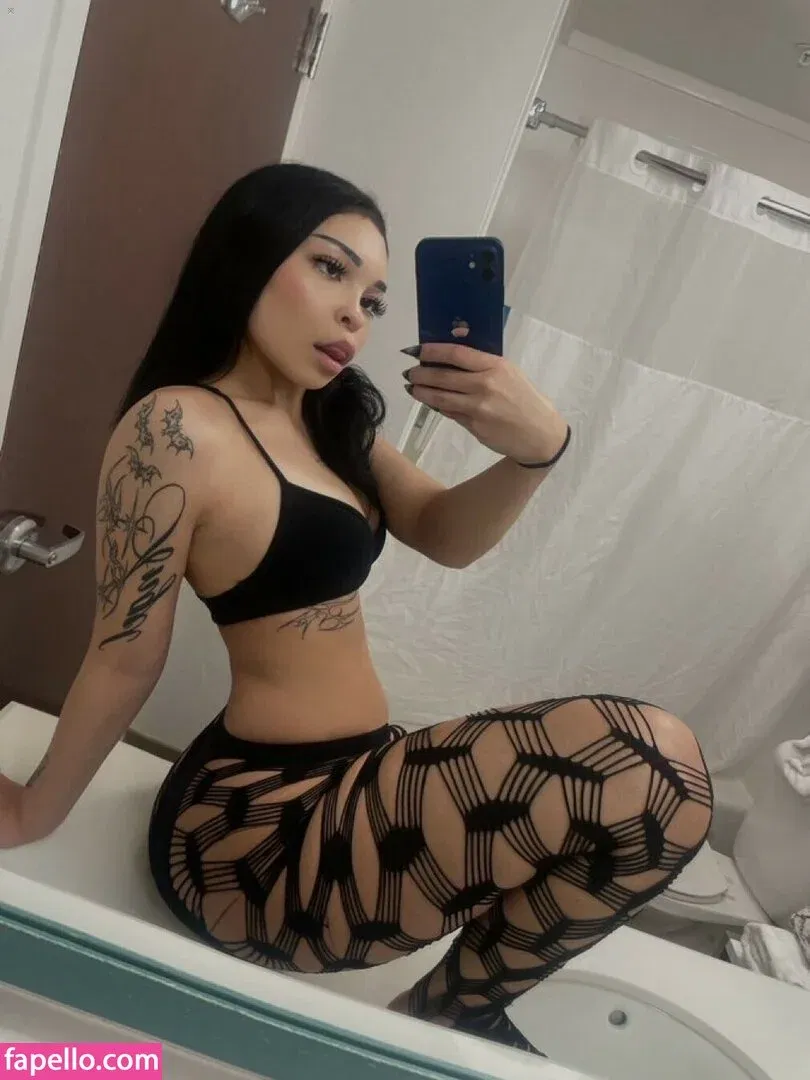 Lei / lei_id0lls / leihardy / siamesestick Onlyfans Photo Gallery 