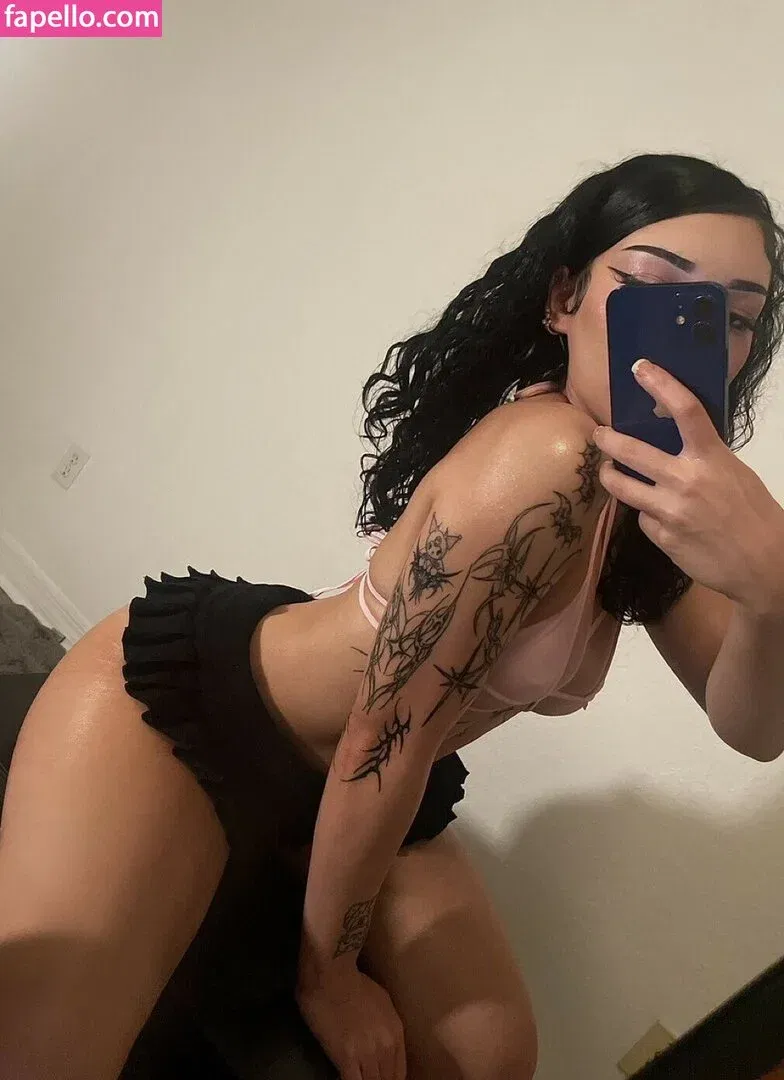 Lei / lei_id0lls / leihardy / siamesestick Onlyfans Photo Gallery 