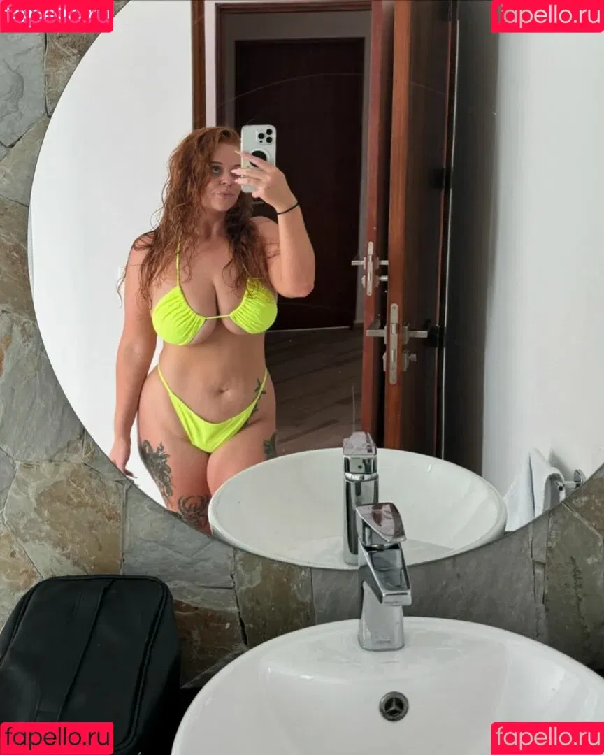 Scarlett Mariee / https: / jennamariee05 / scarlett.mariee Onlyfans Photo Gallery 