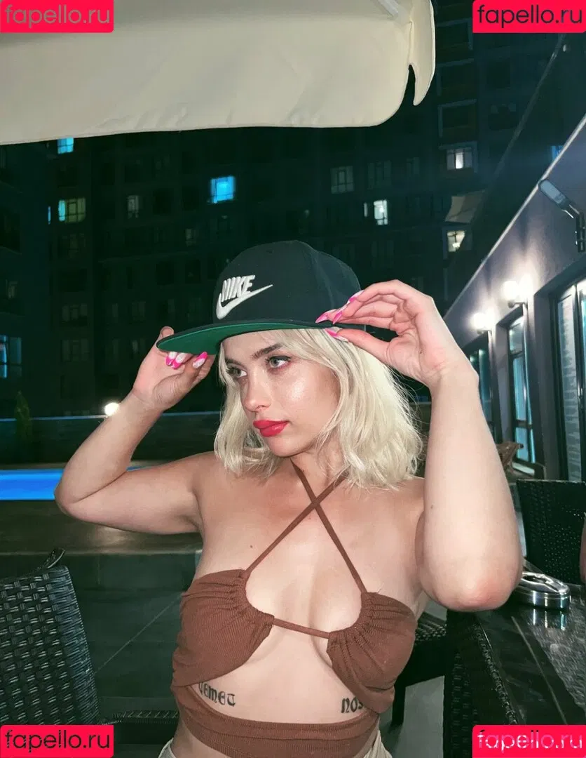 Gizem Bagdacicek / gizembagdacicekk / gizemsavagex / https: Onlyfans Photo Gallery 