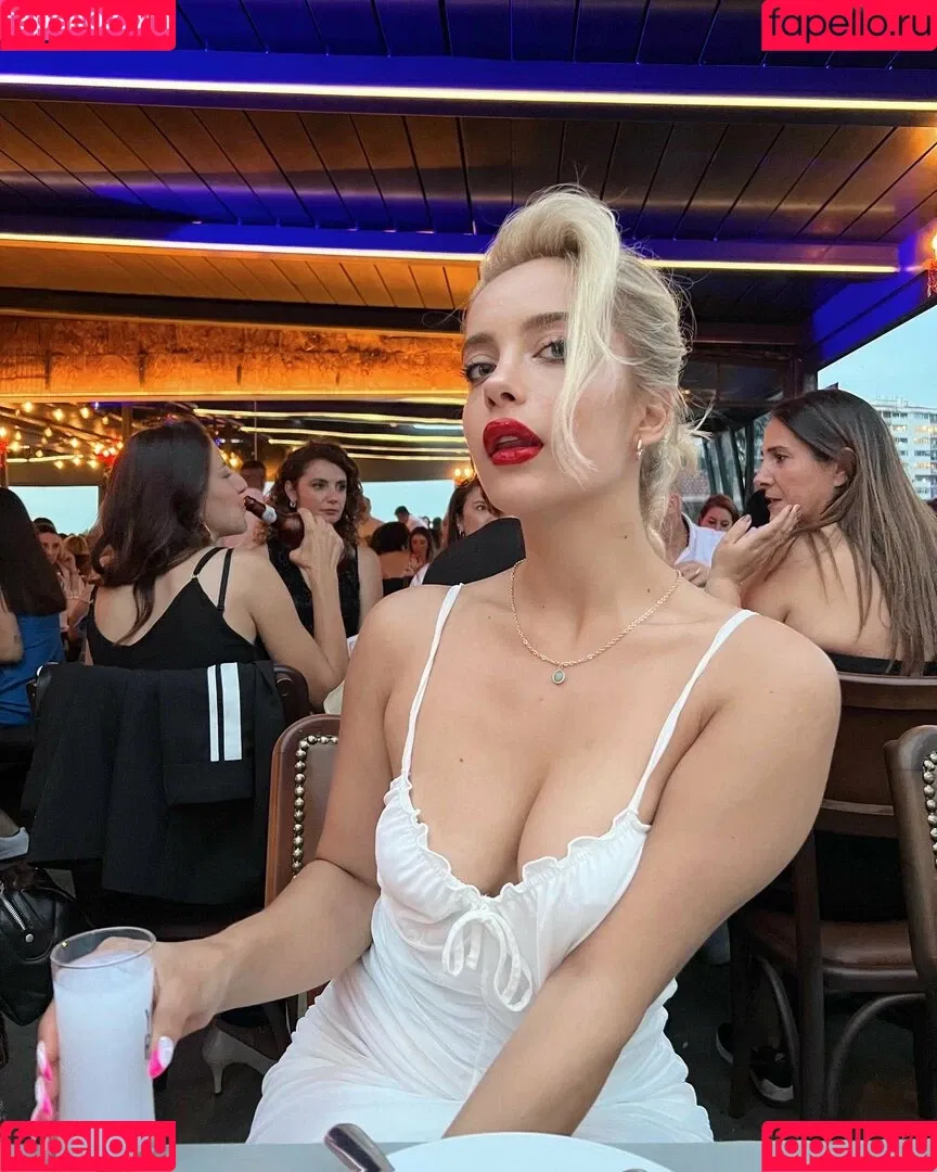 Gizem Bagdacicek / gizembagdacicekk / gizemsavagex / https: Onlyfans Photo Gallery 
