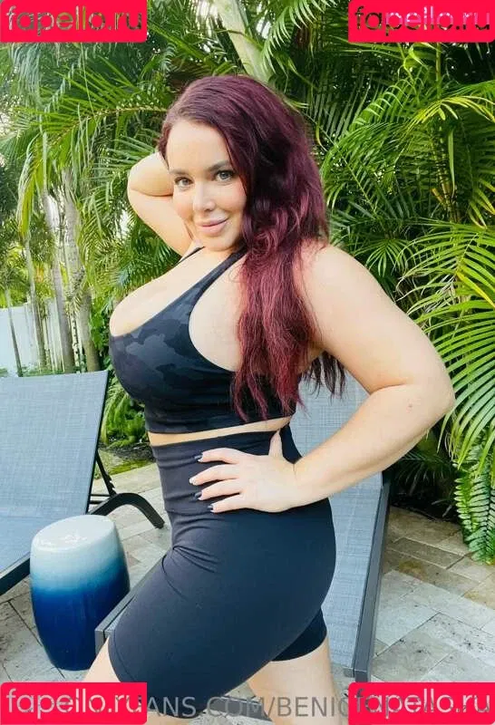 Natasha Nice / benicenatasha / https: / natashaniceofficial__ Onlyfans Photo Gallery 