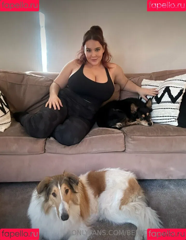 Natasha Nice / benicenatasha / https: / natashaniceofficial__ Onlyfans Photo Gallery 