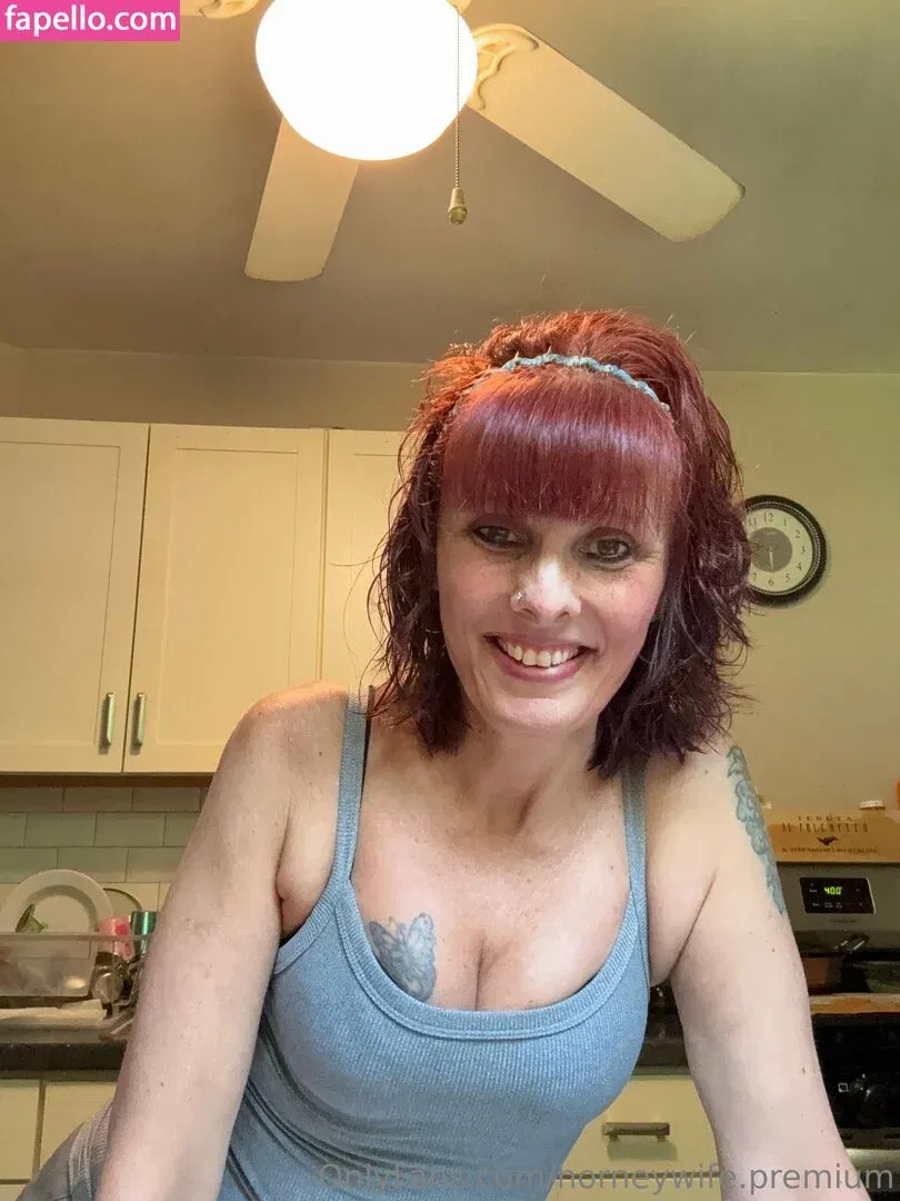 horneywife.premium / hornywifey95 Onlyfans Photo Gallery 