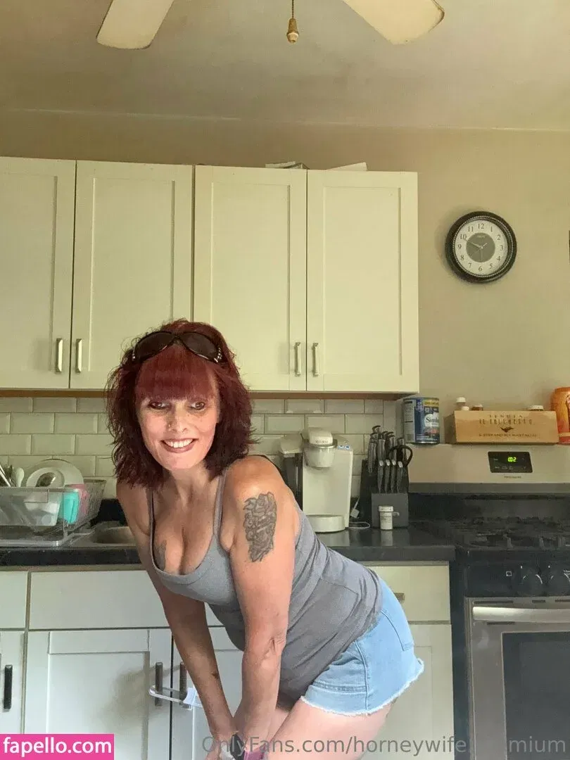 horneywife.premium / hornywifey95 Onlyfans Photo Gallery 