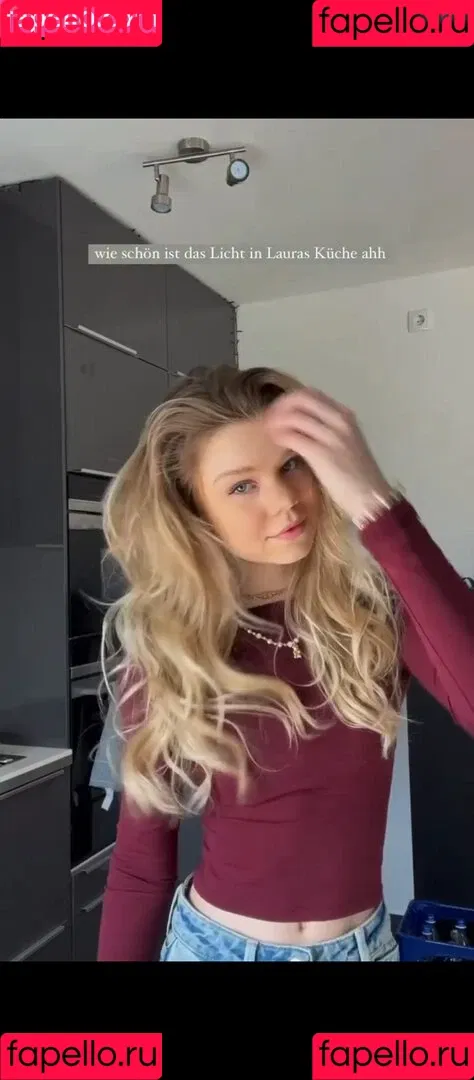Lea Peach / https: Onlyfans Photo Gallery 