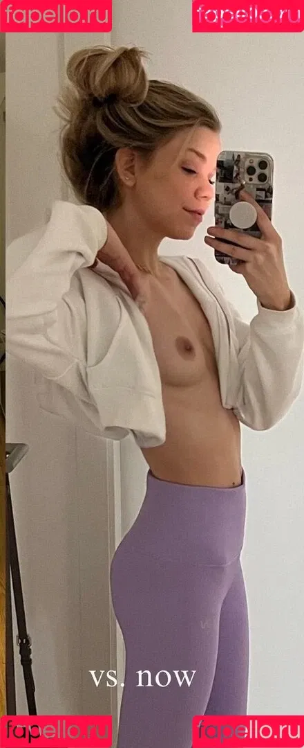 Lea Peach / https: Onlyfans Photo Gallery 