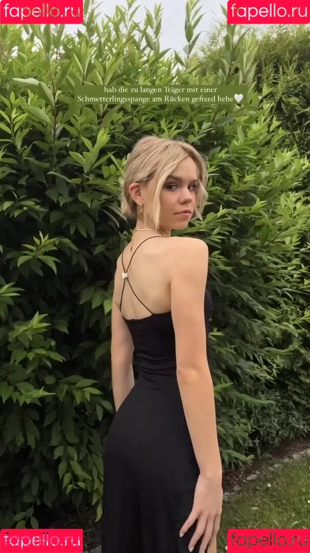 Lea Peach / https: Onlyfans Photo Gallery 