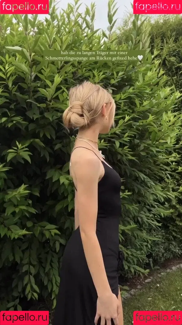 Lea Peach / https: Onlyfans Photo Gallery 