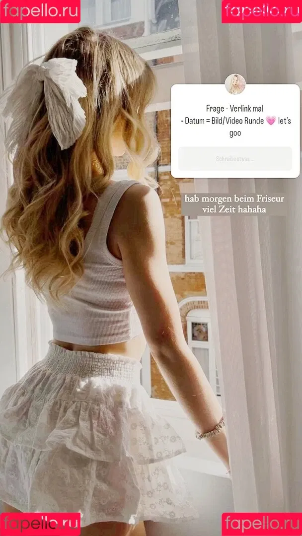 Lea Peach / https: Onlyfans Photo Gallery 