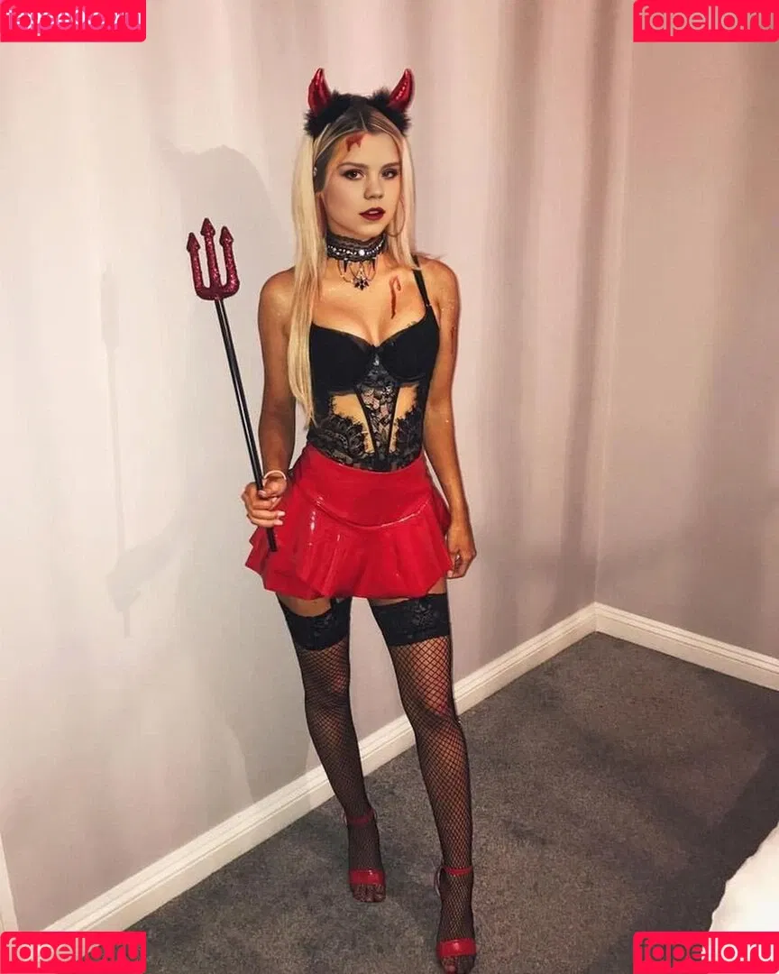 Lea Peach / https: Onlyfans Photo Gallery 