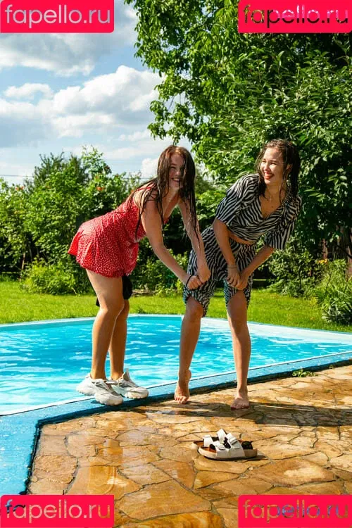 Anzhelika / angelaa_bxby / angelikaa_baby Onlyfans Photo Gallery 
