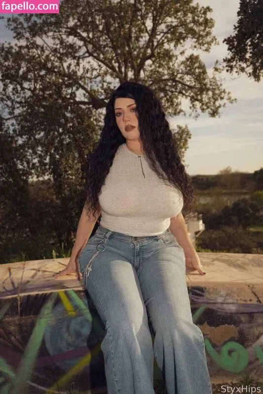 Styxhips / https: / styxhipss Onlyfans Photo Gallery 
