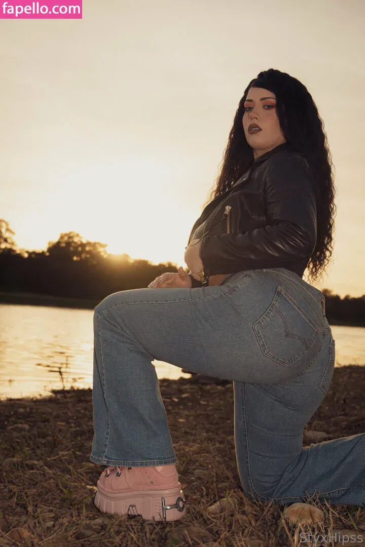 Styxhips / https: / styxhipss Onlyfans Photo Gallery 