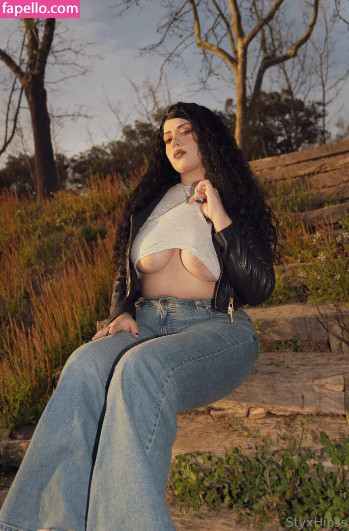 Styxhips / https: / styxhipss Onlyfans Photo Gallery 