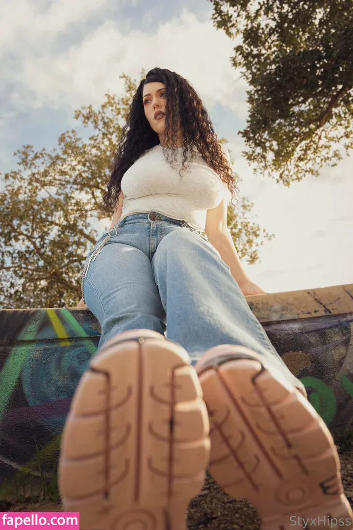 Styxhips / https: / styxhipss Onlyfans Photo Gallery 