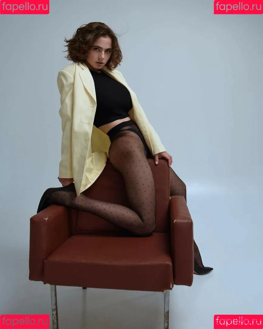 Solomia Maievska / https: / miamaievska / solomia_maievska Onlyfans Photo Gallery 