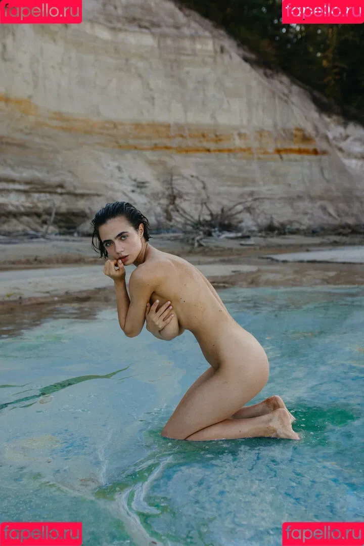 Solomia Maievska / https: / miamaievska / solomia_maievska Onlyfans Photo Gallery 