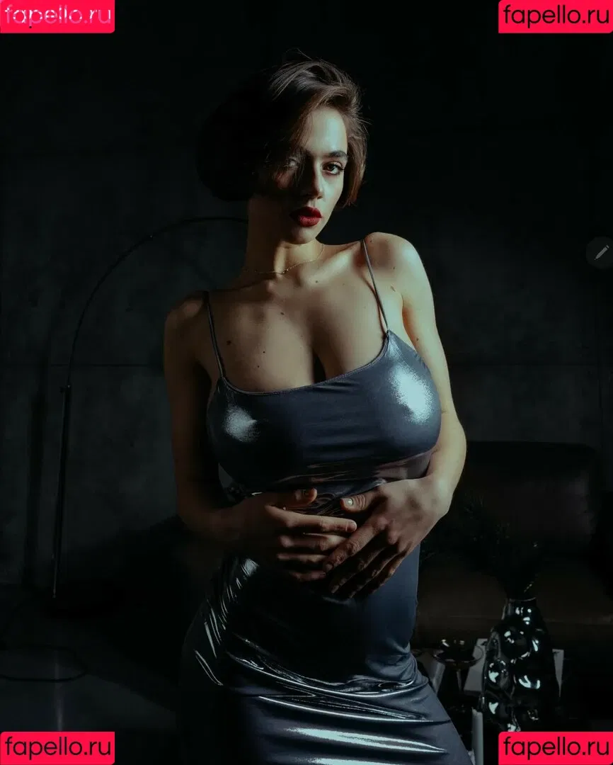 Solomia Maievska / https: / miamaievska / solomia_maievska Onlyfans Photo Gallery 