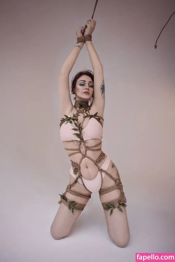 Senedy / senedy_cosplay Onlyfans Photo Gallery 