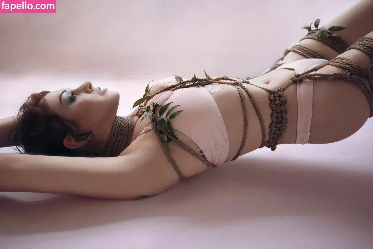 Senedy / senedy_cosplay Onlyfans Photo Gallery 