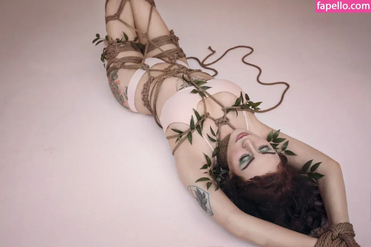 Senedy / senedy_cosplay Onlyfans Photo Gallery 