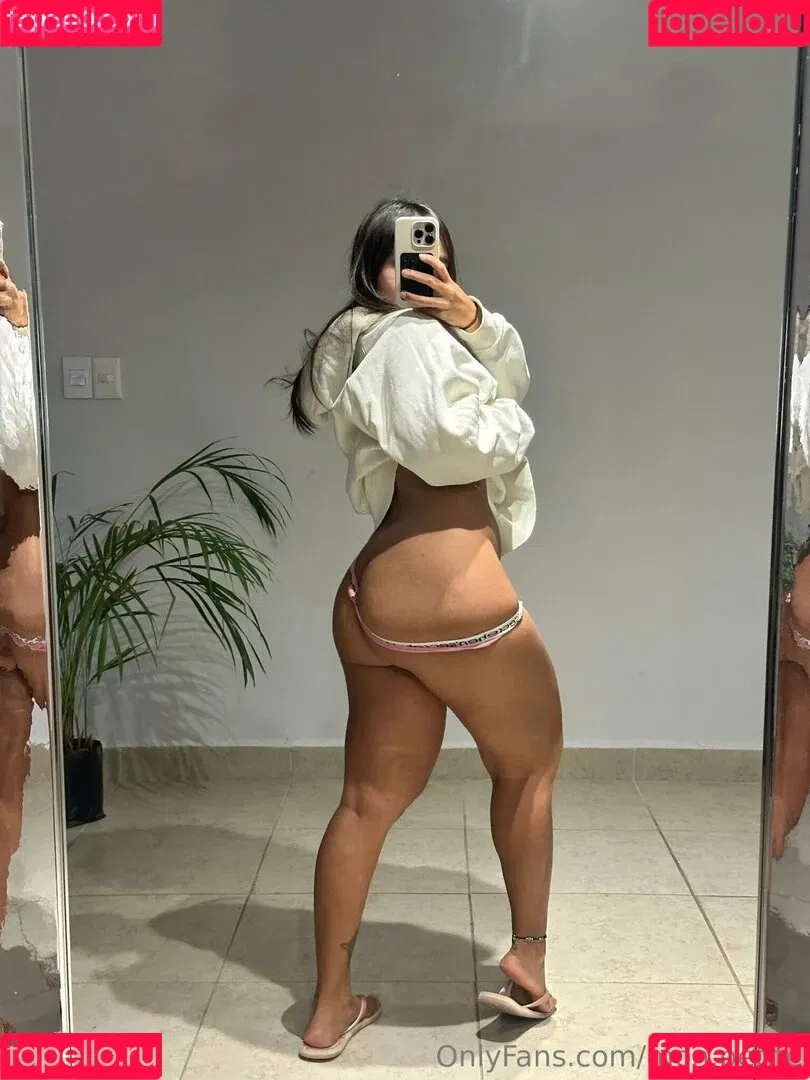 Mon Petite / mon.delao / mon.petite Onlyfans Photo Gallery 