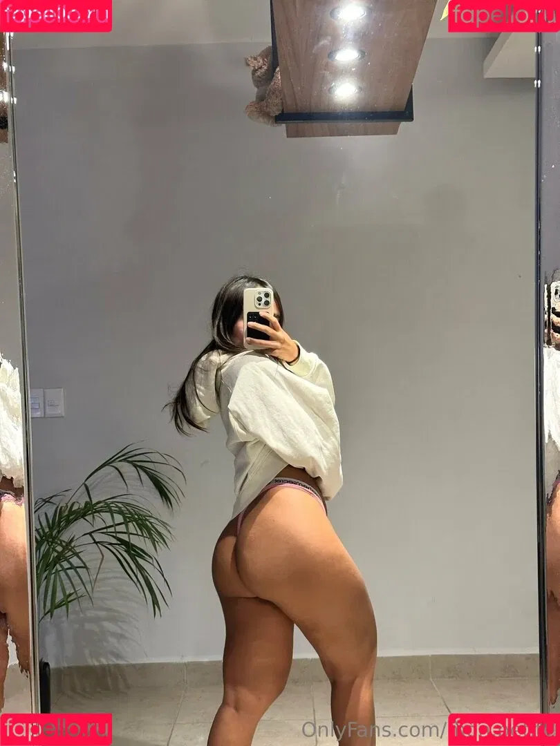 Mon Petite / mon.delao / mon.petite Onlyfans Photo Gallery 