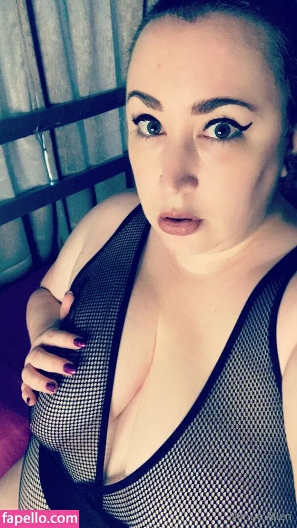 ninaaswrld / ninasworld Onlyfans Photo Gallery 