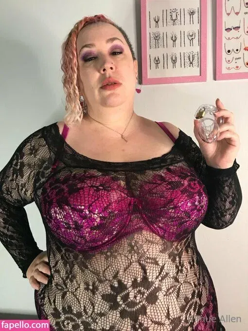 ninaaswrld / ninasworld Onlyfans Photo Gallery 