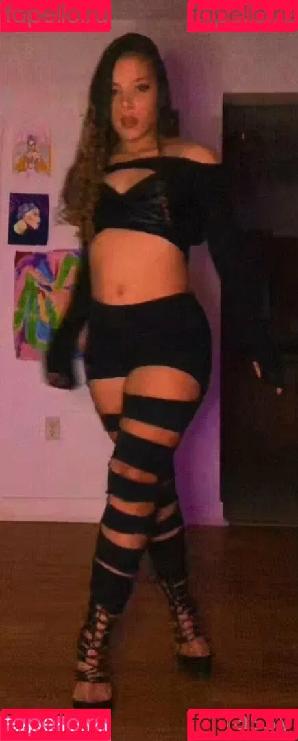 jasmine.neal.3154 / jassylulu69 Onlyfans Photo Gallery 