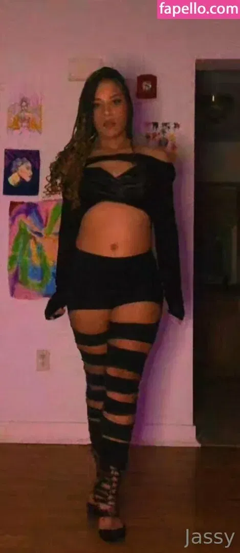 jasmine.neal.3154 / jassylulu69 Onlyfans Photo Gallery 