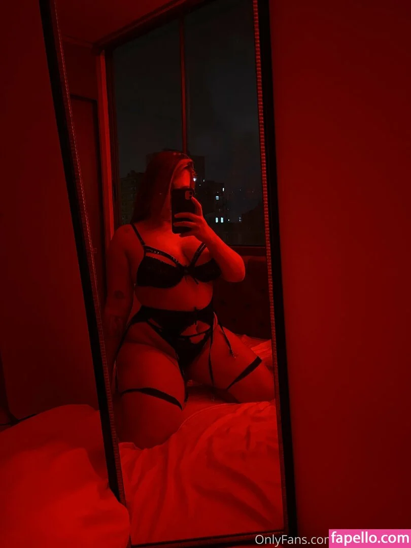 Natalia Medina / natimedinaz Onlyfans Photo Gallery 