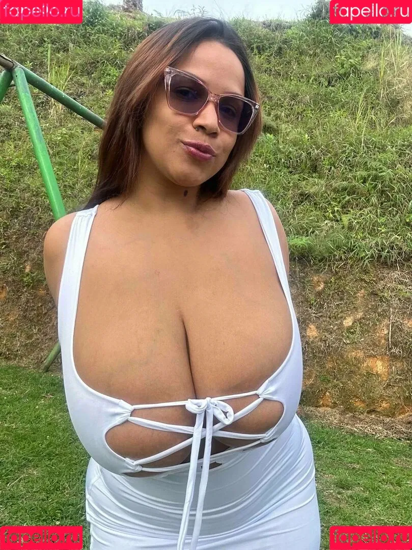 SexyCuteIsa / SexyCuteIsa / Isa Gomez Onlyfans Photo Gallery 