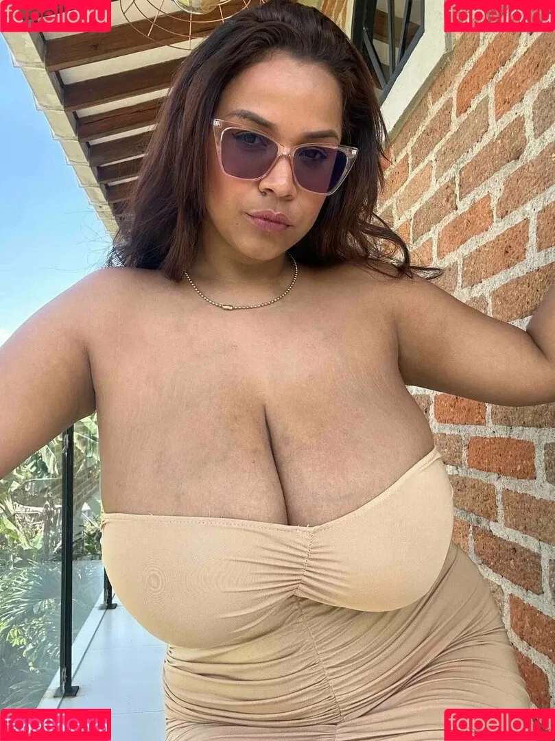 SexyCuteIsa / SexyCuteIsa / Isa Gomez Onlyfans Photo Gallery 