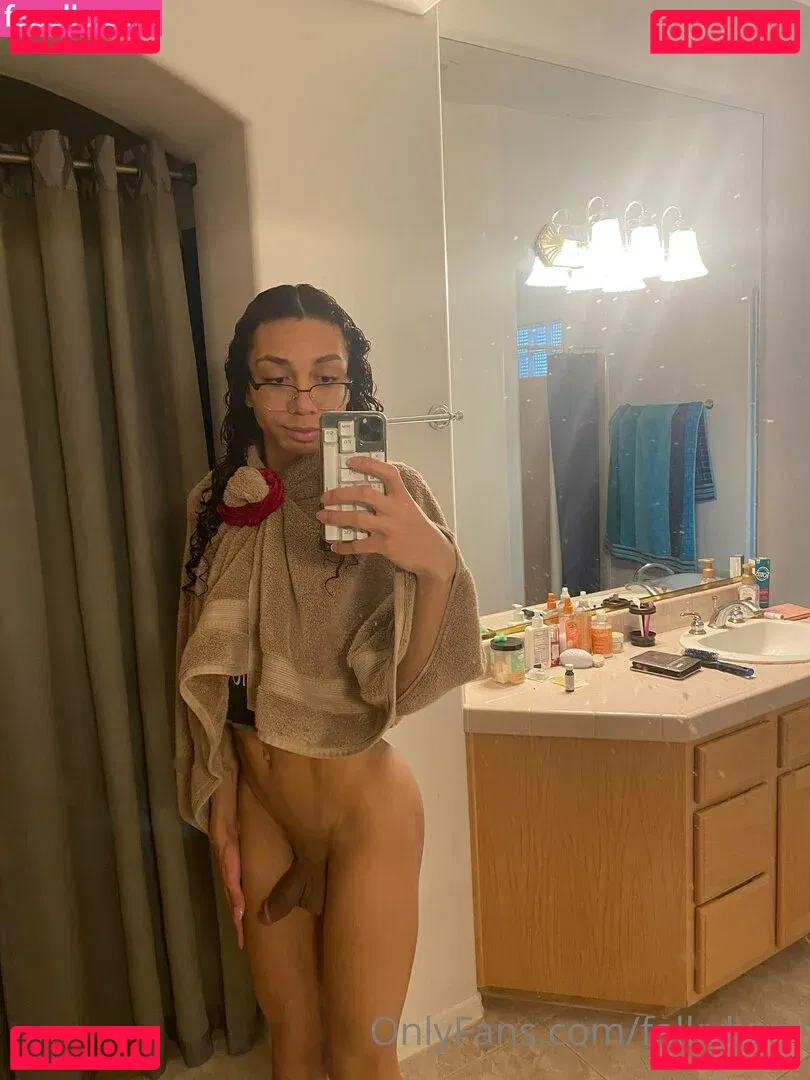 falkybear Onlyfans Photo Gallery 