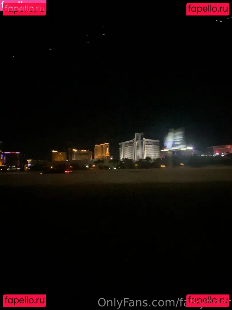 falkybear Onlyfans Photo Gallery 