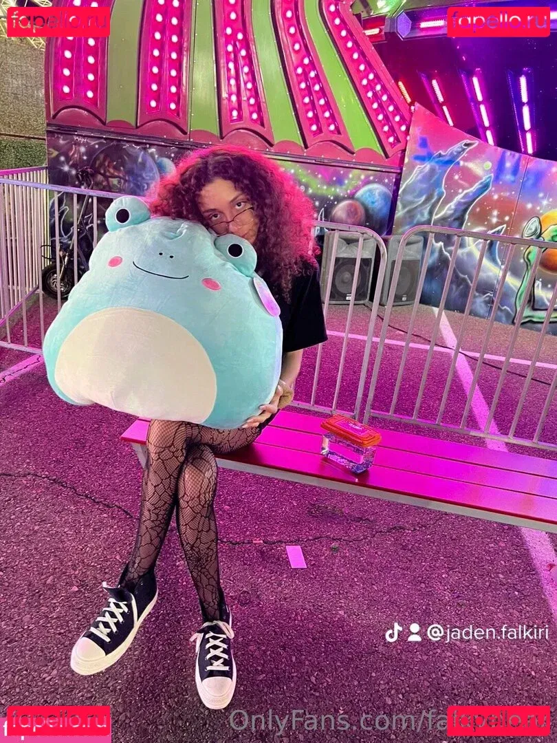 falkybear Onlyfans Photo Gallery 