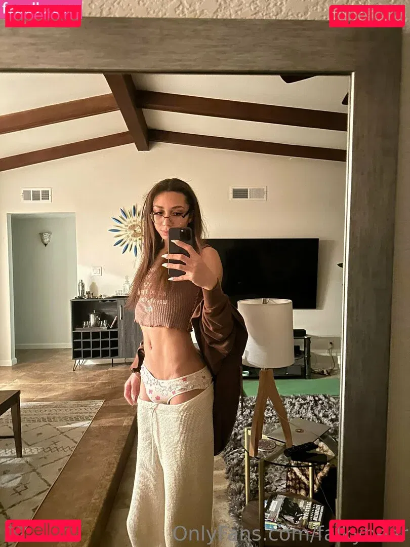 falkybear Onlyfans Photo Gallery 