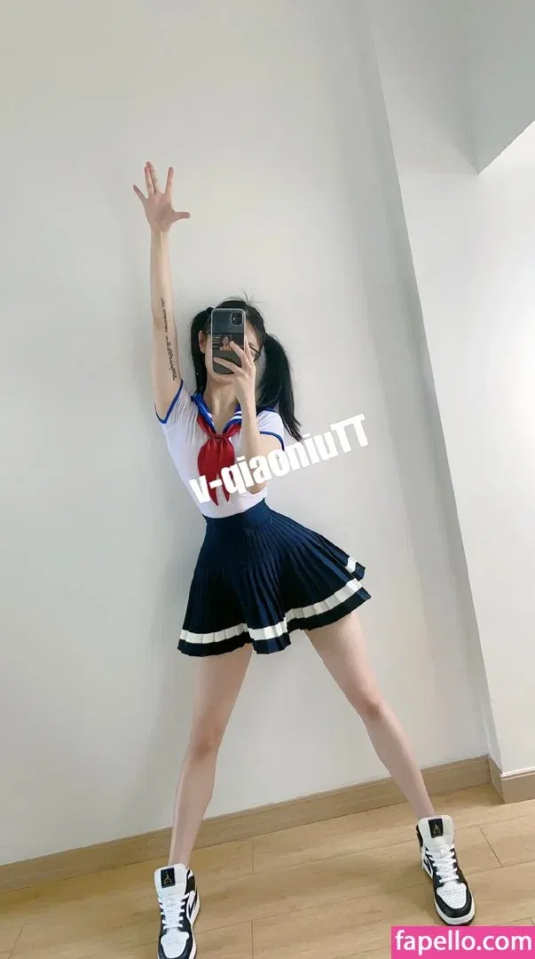 QiaoniuTT / 俏妞 Onlyfans Photo Gallery 